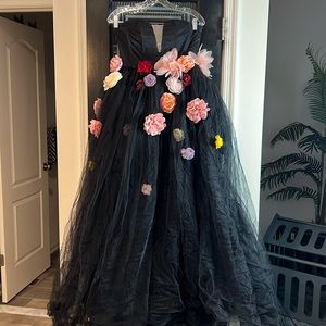 Strapless flower dress